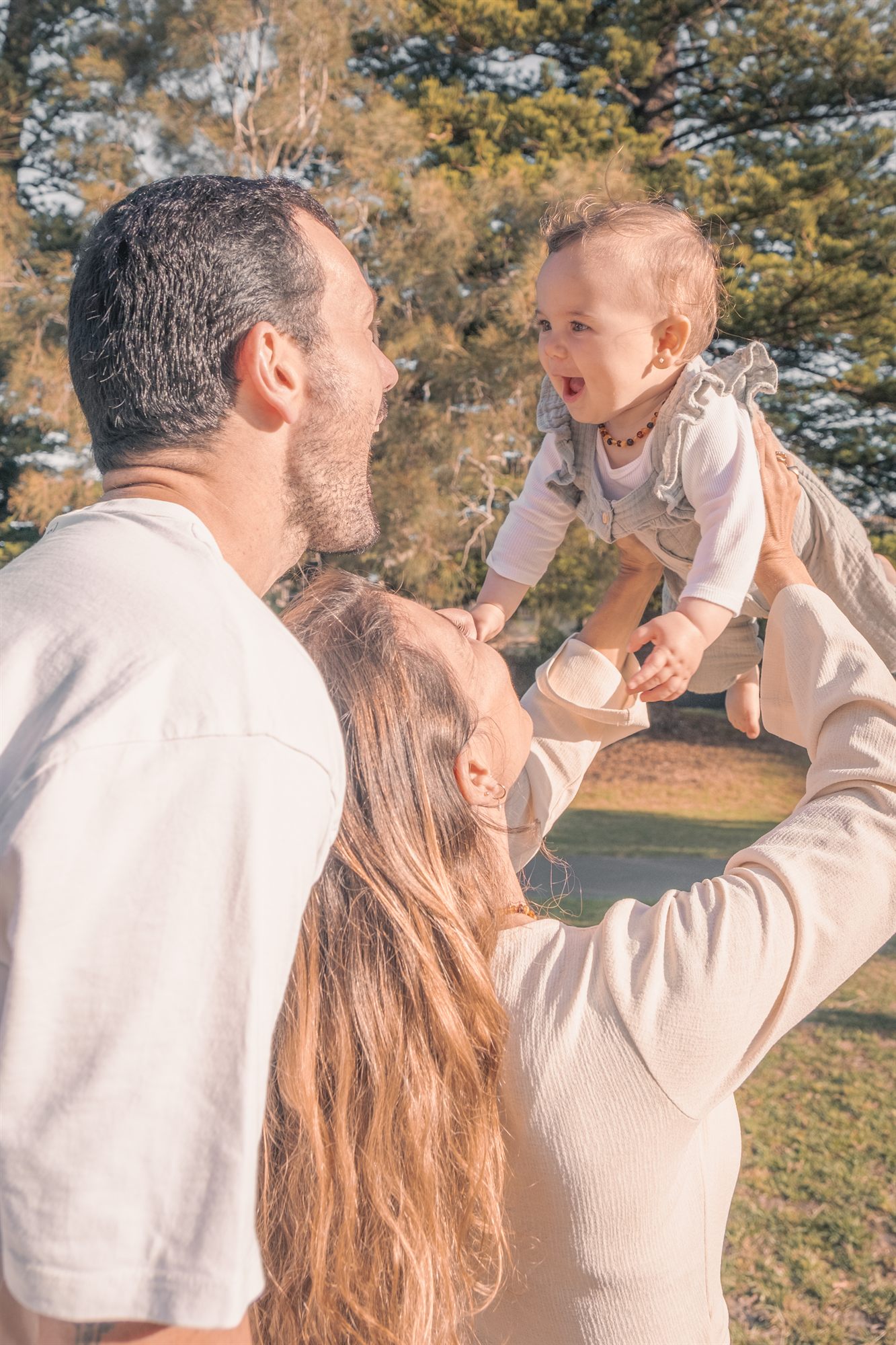 What to Wear for Your Outdoor Photoshoot